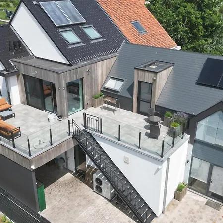 D'ereplatse In De Polders