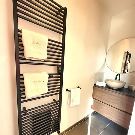 D'ereplatse Apartment *