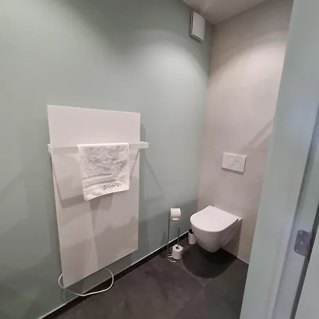 D'ereplatse Apartment